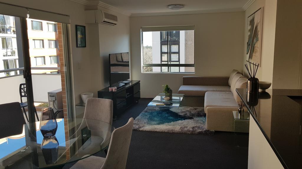 Liv Arena Apartments Darling Harbour Sydney Exterior photo