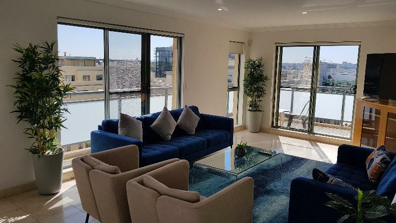 Liv Arena Apartments Darling Harbour Sydney Exterior photo